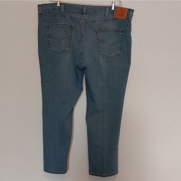 Levi's 541 Men's Tapered Leg Light Wash Blue Jeans Size 44W 29L Actual Size - Picture 7 of 12